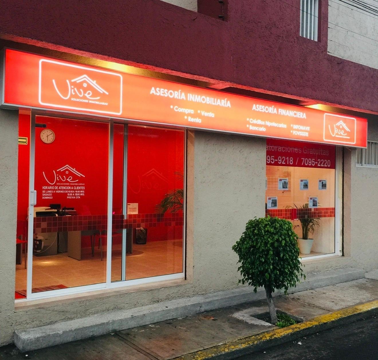 Fachada exterior de oficina Vive Soluciones